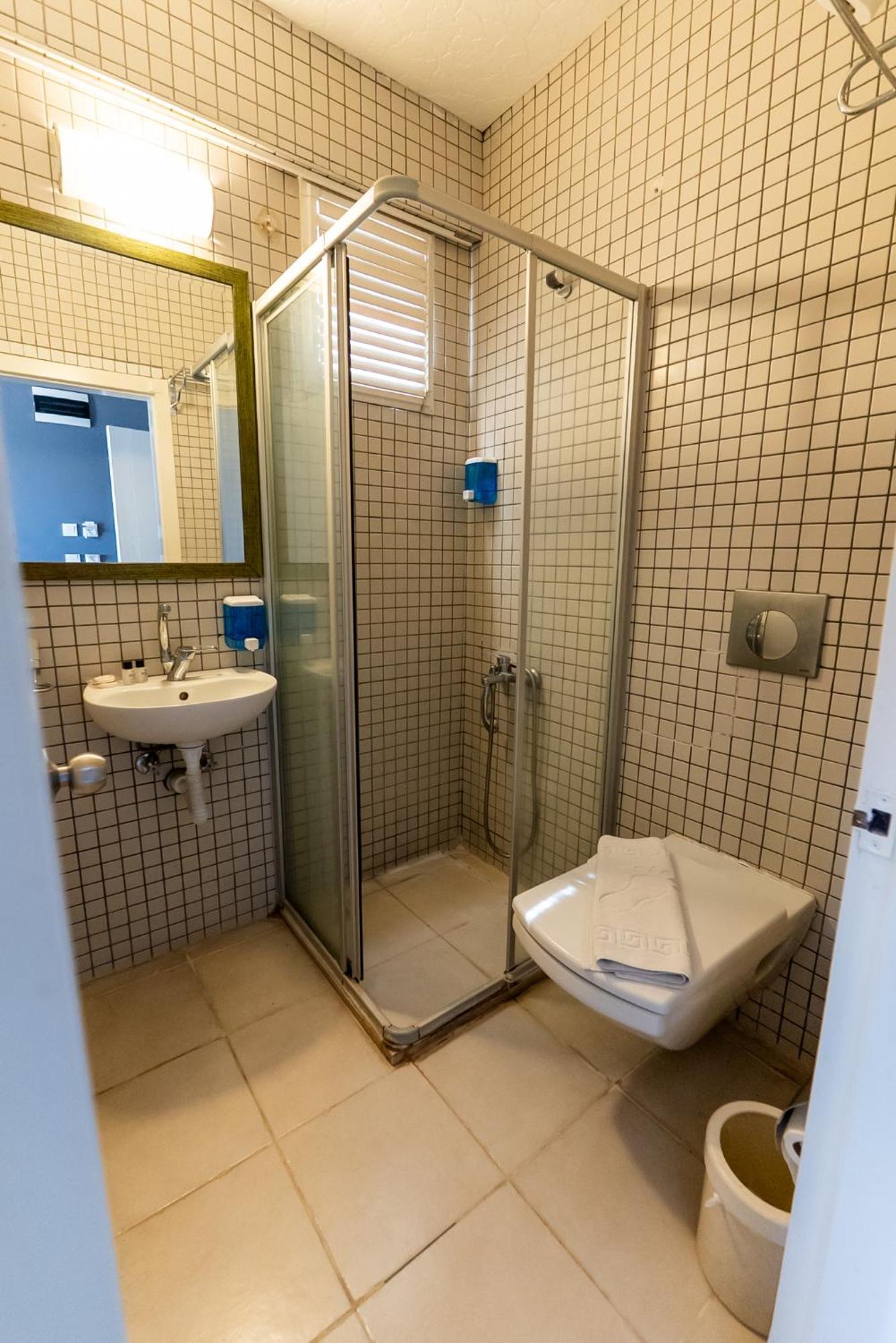 Aparthotel Avisos And *
