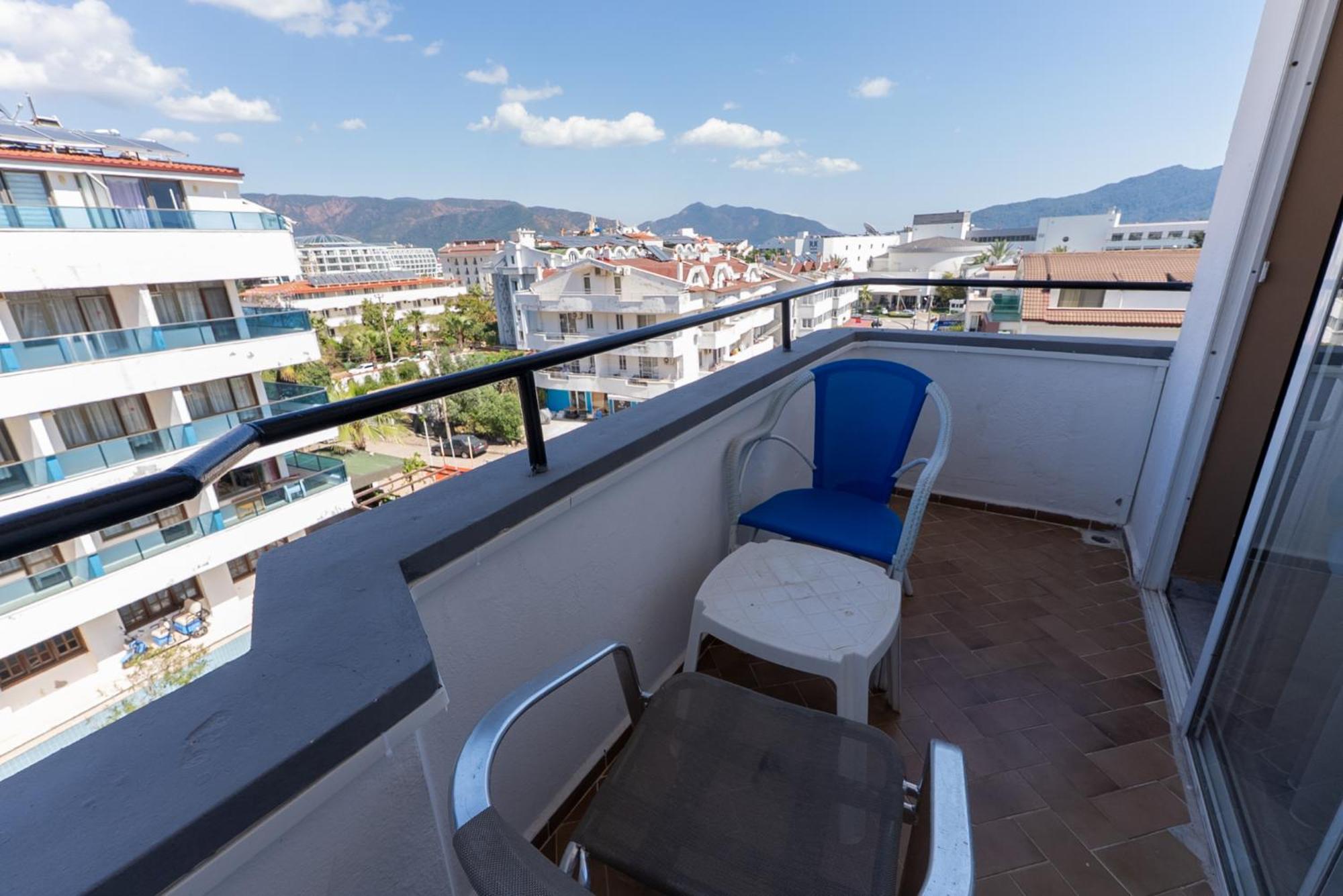 Aparthotel Avisos And *